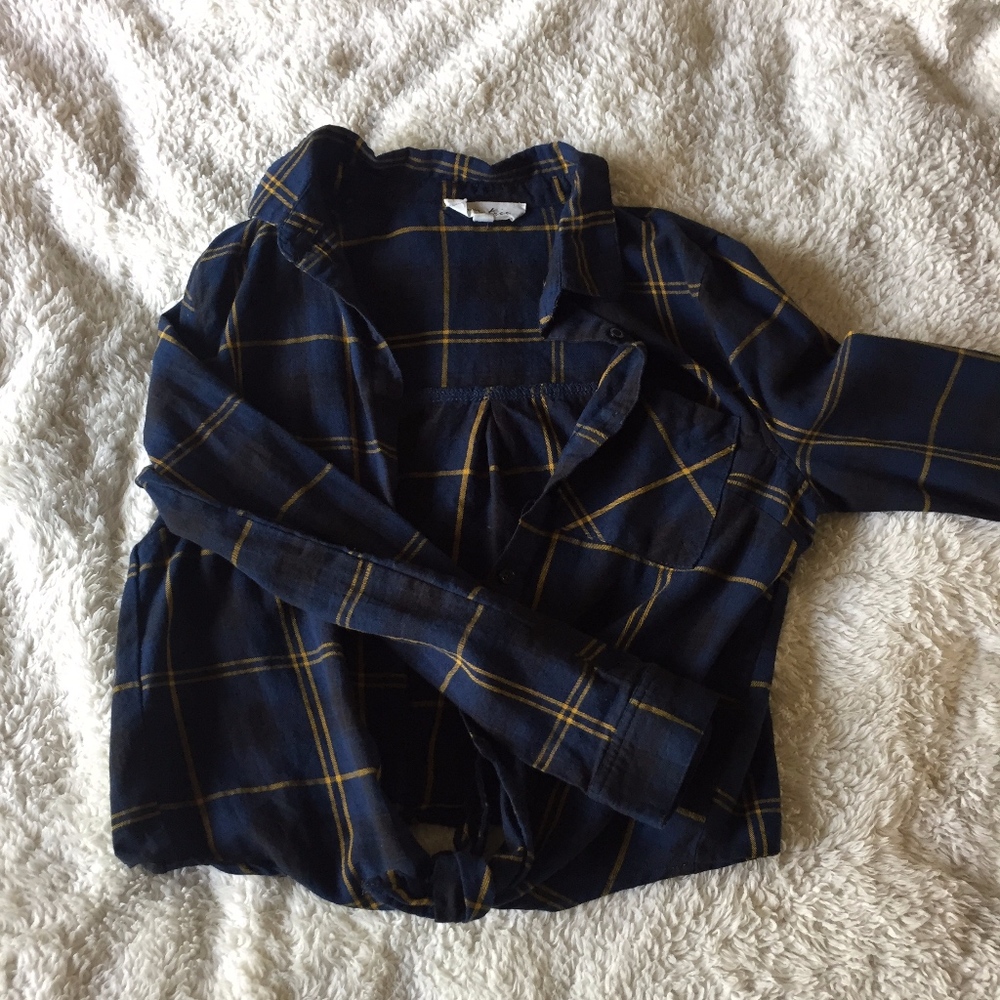 Cropped Plaid Long Sleeve